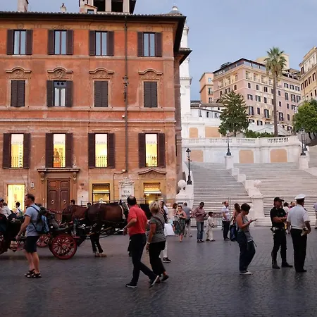Apartment Joivy Trevi Fountain's Relais *