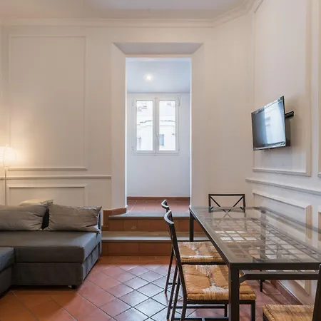 Joivy Trevi Fountain's Relais Apartment