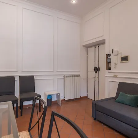 Apartment Joivy Trevi Fountain's Relais