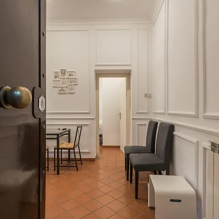 Apartment Joivy Trevi Fountain's Relais Rom