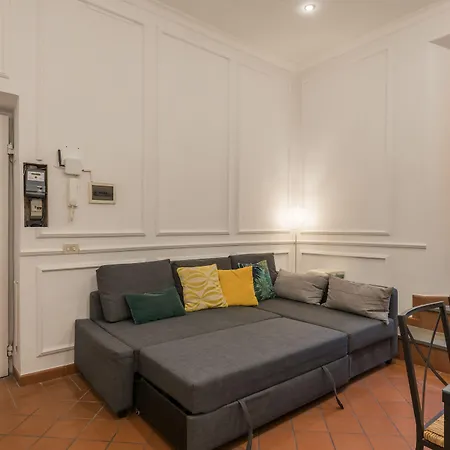 Joivy Trevi Fountain's Relais Rom